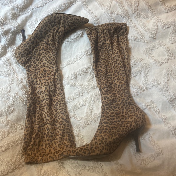 Victoria’/a secret heeled boots - Picture 1 of 2